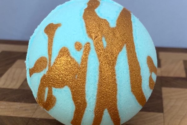 Sand & Surf Bath Bomb
