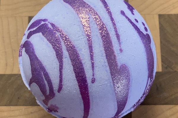 Lilac Blossom Bath Bomb