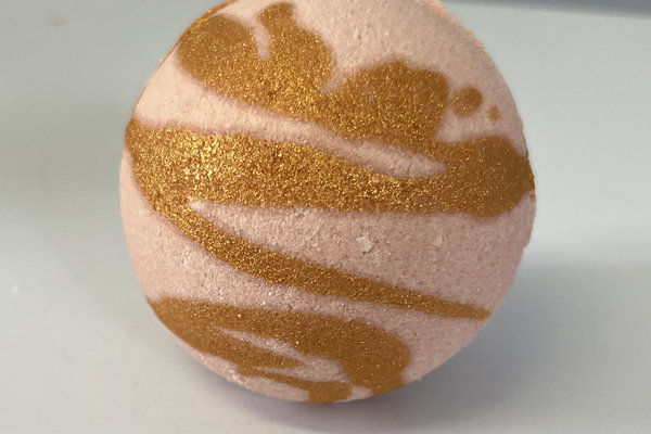Sweet Vanilla Chai Bath Bomb