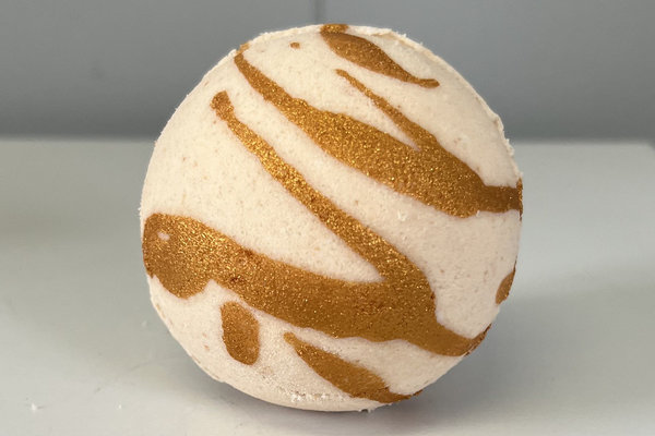 Vanilla Cream Bath Bomb