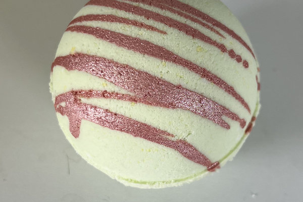 Ginger Lime Bubble Bath Bomb