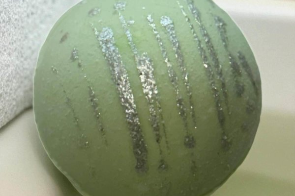 Winter Wonderland Bath Bomb